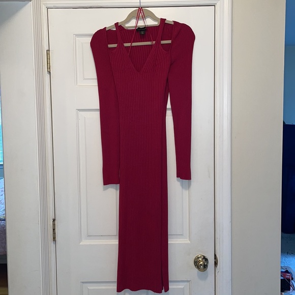 House of Harlow 1960 Ribbed Midi Dress - Picture 2 of 5